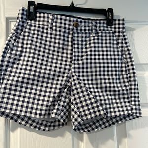 Old Navy Navy Blue and White Checked Everyday Shorts Size 2 Midrise